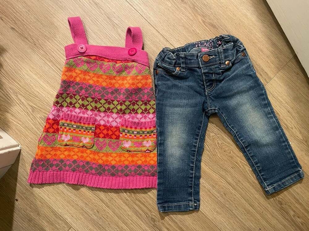 The Children's Place 2-Piece Set Knit Sweater Dress and Jeans Size 9-12M